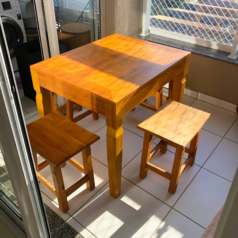 Mesa Vivi Madeira 80x80cm Tampo Liso Base Madeira