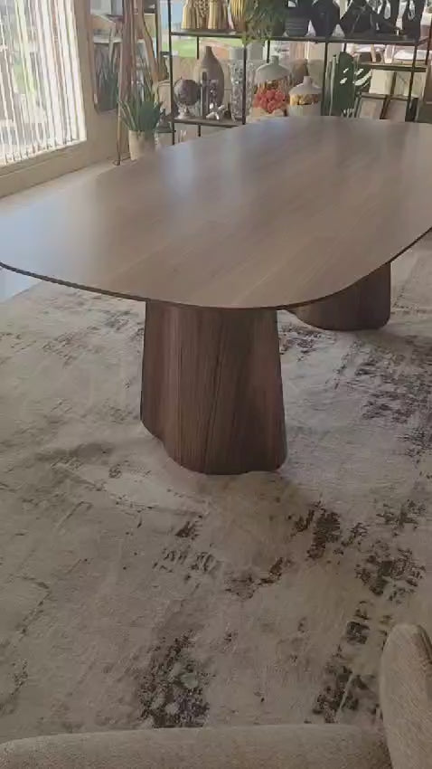 Mesa de Jantar Orla Madeira Cor Jequitibá 58 220x110cm