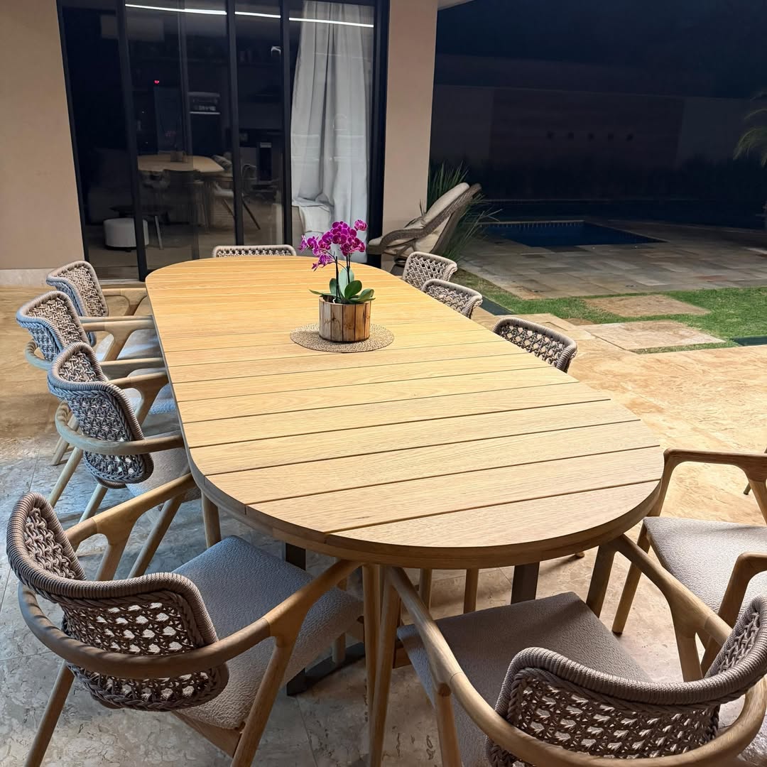 Sala de Jantar com Cadeira Ravena