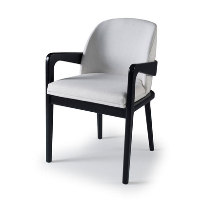 Silla Liz de madera lacada en negro con tapizado de lino gris