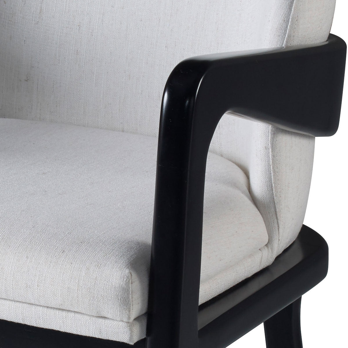 Silla Liz de madera lacada en negro con tapizado de lino gris