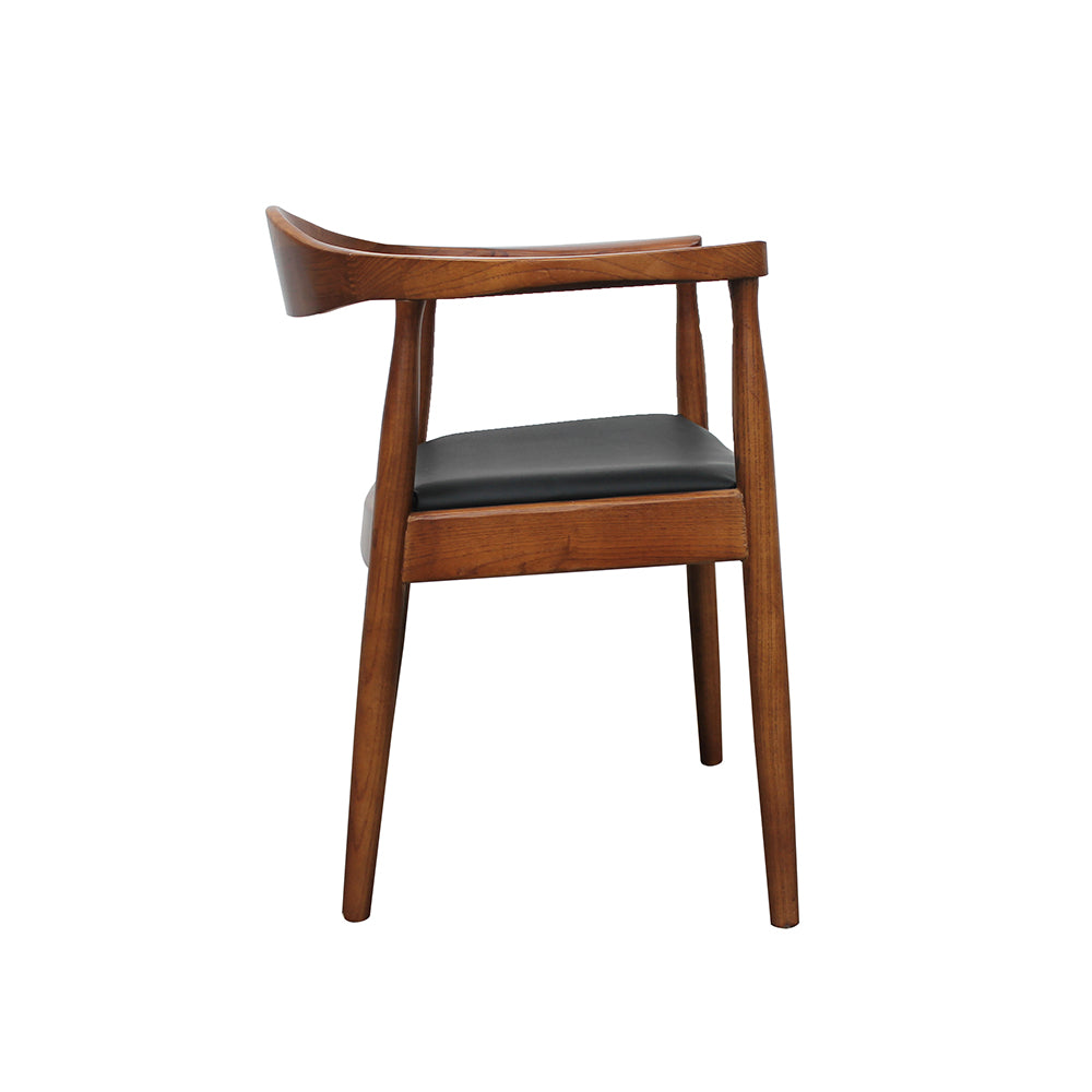 Silla Carolina en color negro con madera oscura