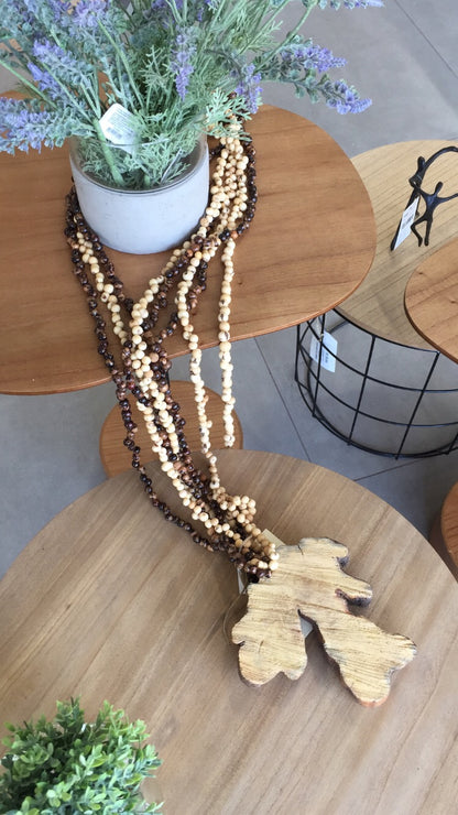 Decorative Necklace Trunk with Natural Seeds