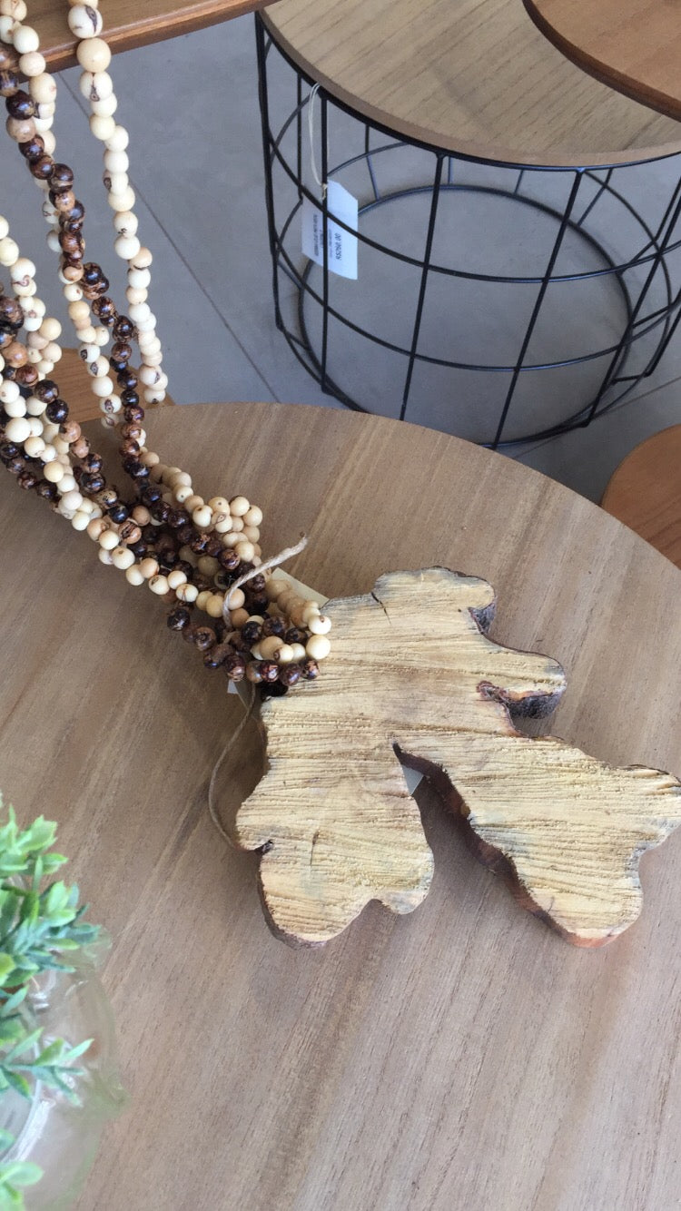Decorative Necklace Trunk with Natural Seeds