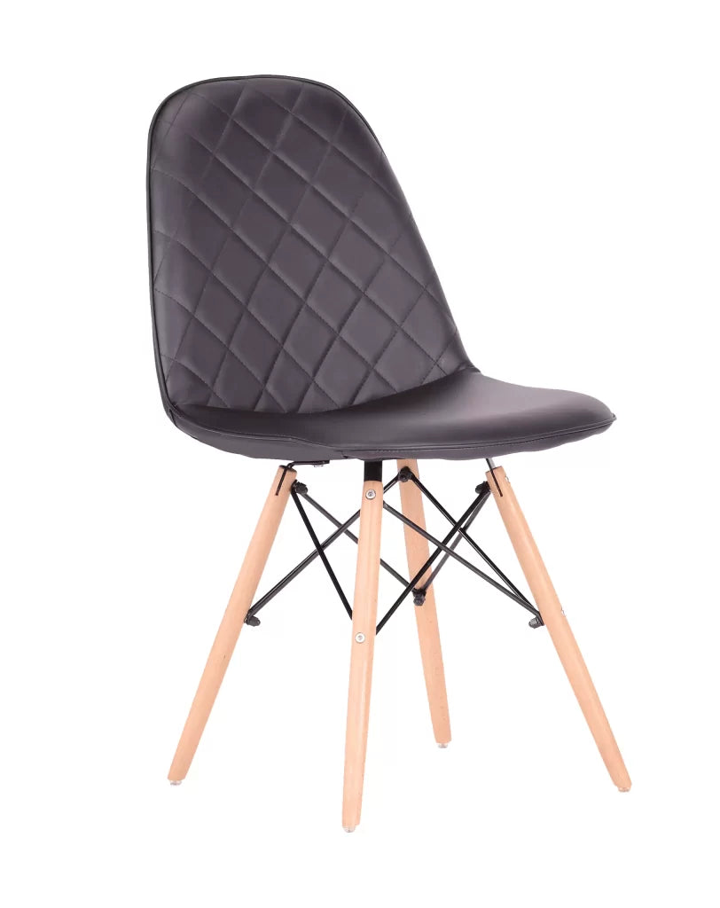 Nice Matelassé Chair in black