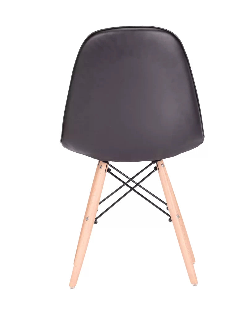 Nice Matelassé Chair in black