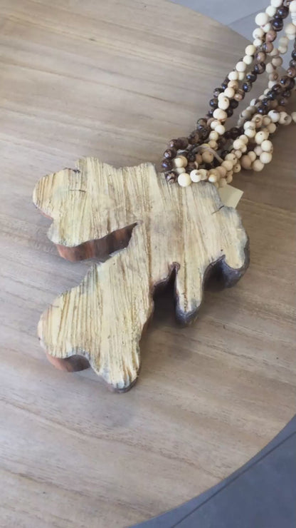 Decorative Necklace Trunk with Natural Seeds